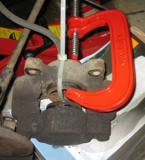 Pushing out the pistons