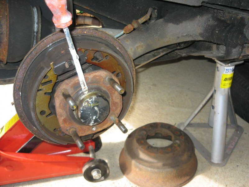 Remove the rear hub cap